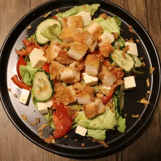 Salata cu pui (450 g)