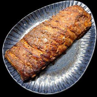 Scaricica de porc gatita sous-vide in sos de Fetesca Neagra 