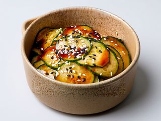 Salata koreana de castraveți 