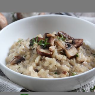 Risotto arborio con funghi porcini e salsiccia