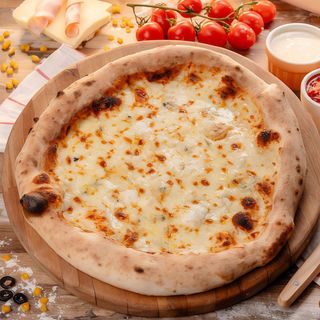 Pizza Quattro Formaggi Ø32cm