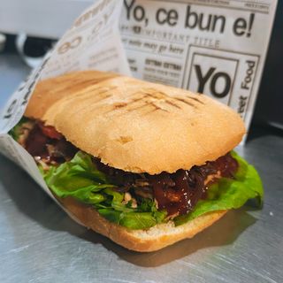 Sandwich Ciabatta „CHICKEN BBQ”