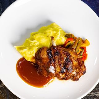 Rasol de porc gatit incet