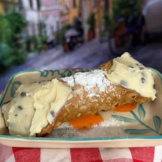 Cannolo cu aroma de portocala