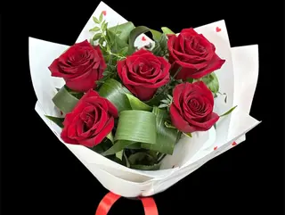 5 Trandafiri Rosii Premium