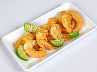 Creveti pane cu sweet chilli