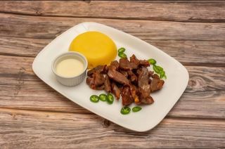 Pastrama haiduceasca cu mamaliguta