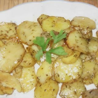 Cartofi prajiti inabusiti