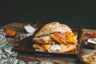 Sandwich Snitel de pui