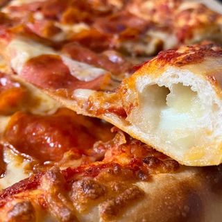 Pizza con tutto Ø32cm