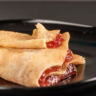 Clatita cu dulceata de capsuni