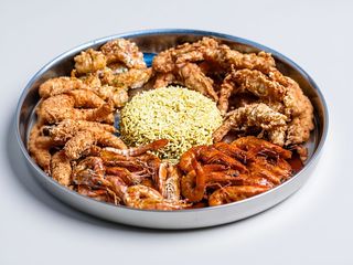 Platou Shrimp Love + 1 sticla Aerosoli Feteasca Alb/Rose (4 persoane)