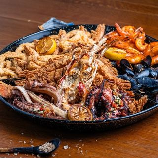 Platou Paul's Seafood (2-3 persoane)
