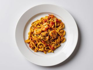 Tagliatelle cu creveţi