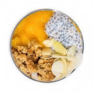 DESERT CHIA CU PIERSICI