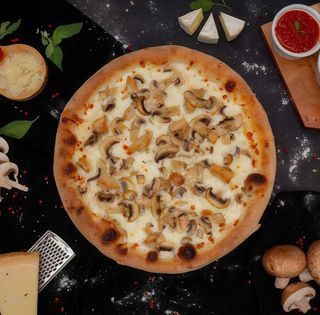Pizza Pollo e Funghi
