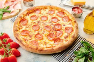 Pizza King Size Prosciutto e Salami