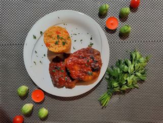 Meniu ceafa cu sos marinada