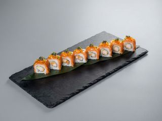 Salmon truffle roll