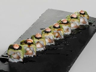 Avocado shrimps roll