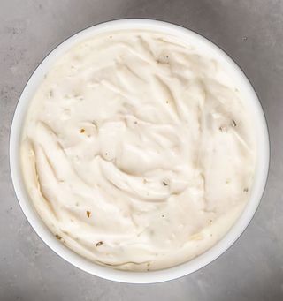 Maioneză cu usturoi