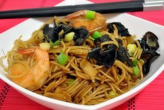 Spaghete cu urechi de lemn