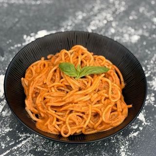 Pasta Al Pesto Rosso