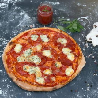Pizza Salami e Gorgonzola 
