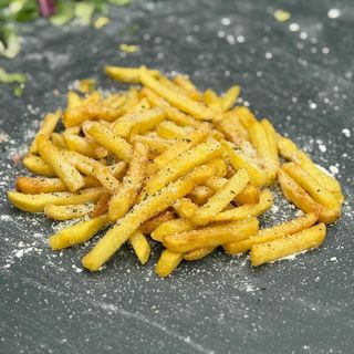 Cartofi prajiti cu parmezan