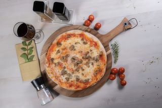 Pizza Pecorino e Porcini (normala)