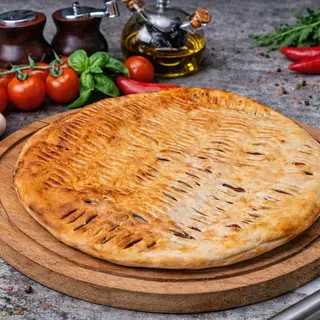 Plăcintă cu bacon și cartofi pai