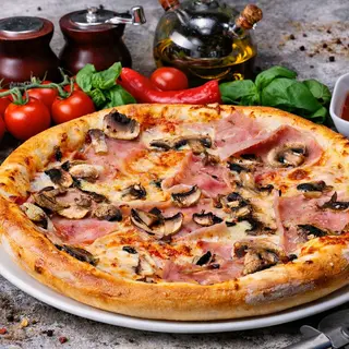 Pizza Prosciutto e funghi