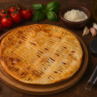 Felie plăcintă cu bacon și cartofi pai