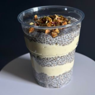 BUDINCA DE CHIA SI CREMA DE FISTIC