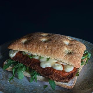 FOCCACIA COTOLETTA DI POLLO