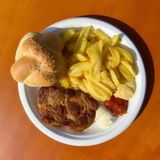 Meniu ceafa de porc cu cartofi Dippers