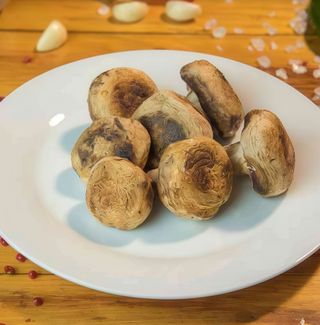 Ciuperci la gratar