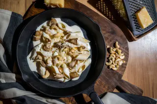 Chicken caju