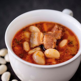 Ciorbă de fasole cu afumătură