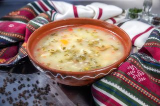 Ciorbă de curcan cu zeamă de varză