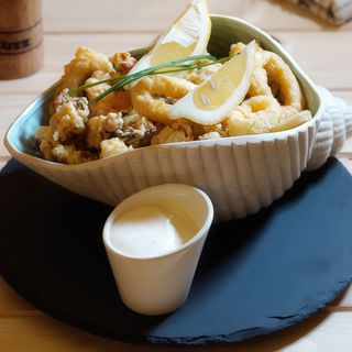 Fritto Misto cu sos alb