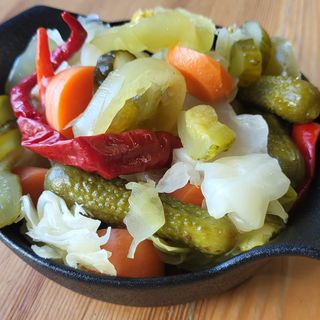 Salata de muraturi asortate