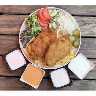 Snitzel Pui La Farfurie