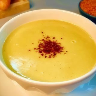 SUPA CREMA LINTE -Mercimek Çorbası-