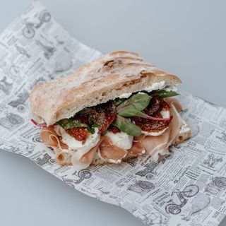 Focaccia Prosciutto Crudo