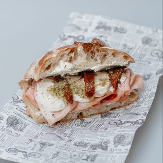 Focaccia Mortadella