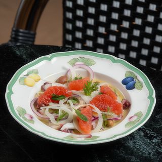 Caracatita in sos de citrice și gin 180 gr