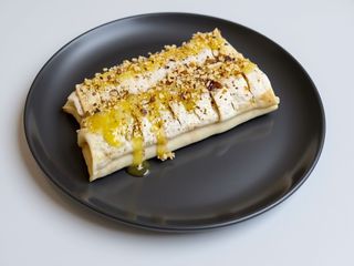 Clatite cu miere si nuca