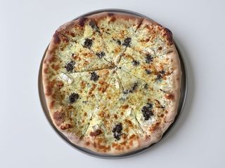 Pizza cu trufe Ø32cm