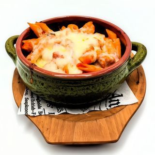 Paste Al pollo e funghi al forno